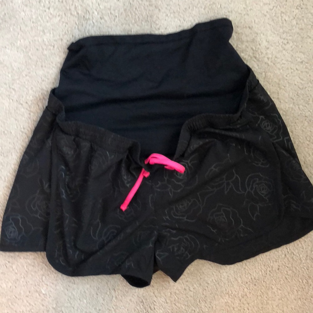 Old Navy maternity running shorts